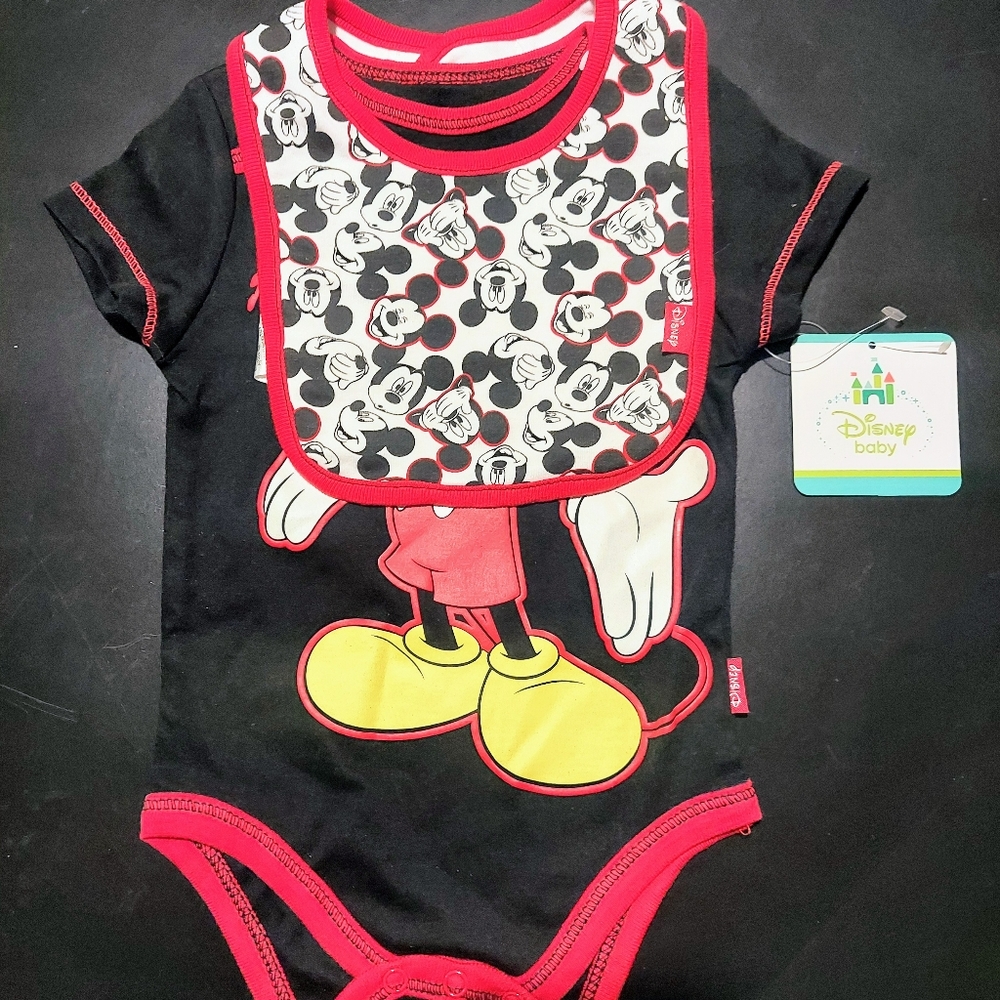 NWT Disney Baby Onesie 6/9 months